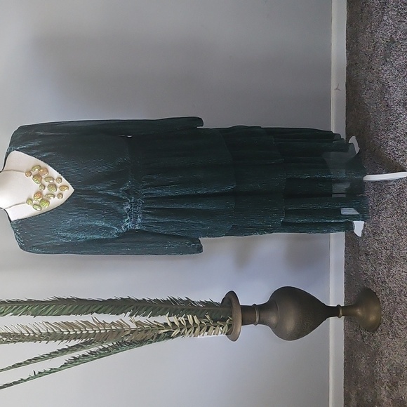 Maurices Green Sparkly Tiered Dress NWT - Picture 2 of 15